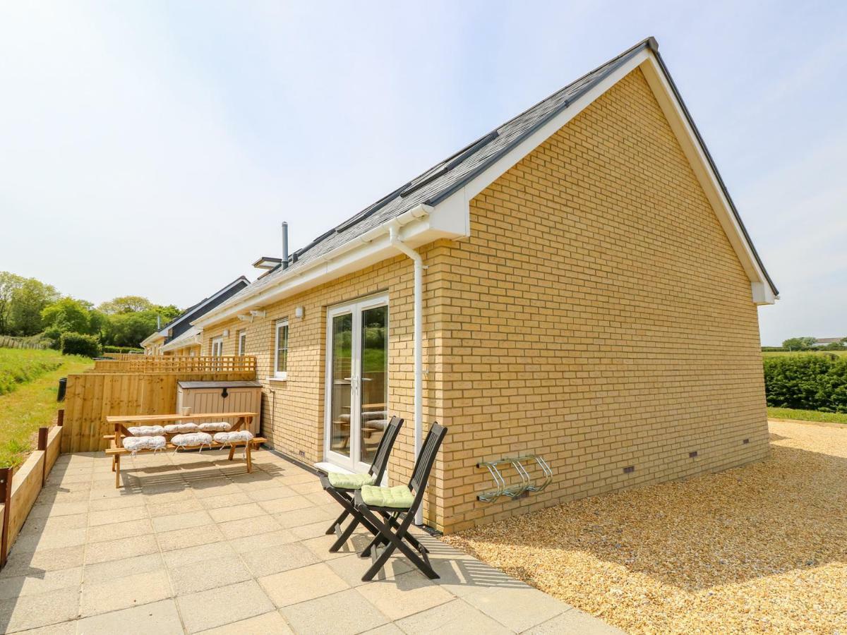 6 Yarmouth * Freshwater